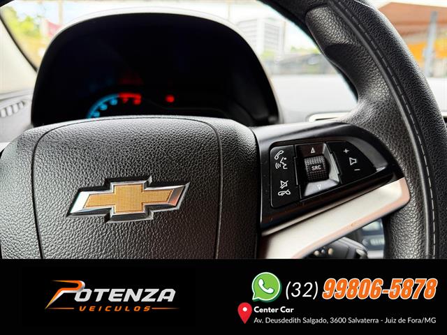 CHEVROLET ONIX HATCH LT 1.0 8V FLEXPOWER 5P MEC. 2017