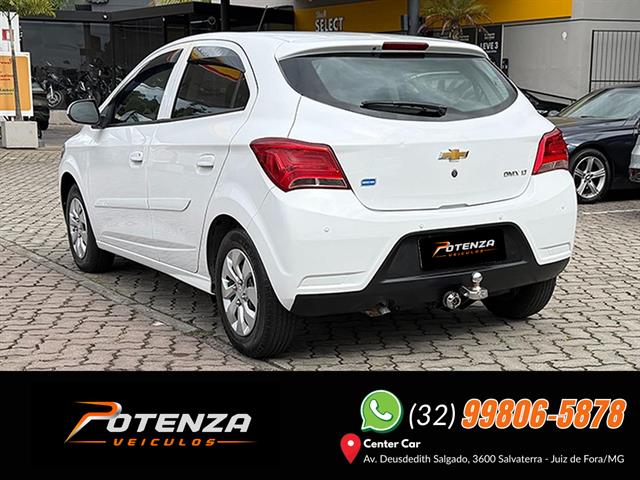 CHEVROLET ONIX HATCH LT 1.0 8V FLEXPOWER 5P MEC. 2017
