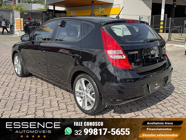 HYUNDAI I30 2.0 16V 145CV 5P MEC. 2011