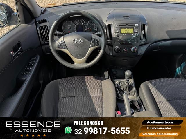 HYUNDAI I30 2.0 16V 145CV 5P MEC. 2011