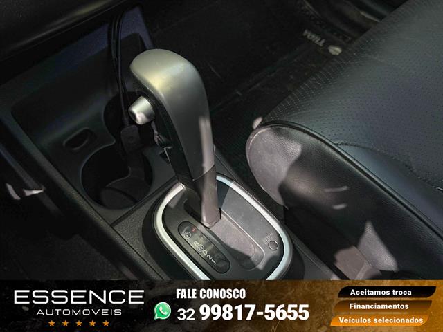 NISSAN TIIDA SL 1.8/1.8 FLEX 16V AUT. 2012
