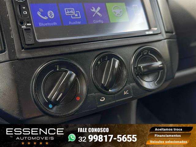 VOLKSWAGEN POLO 1.6 MI/S.OURO 1.6 MI TOT.FLEX 8V 5P 2013