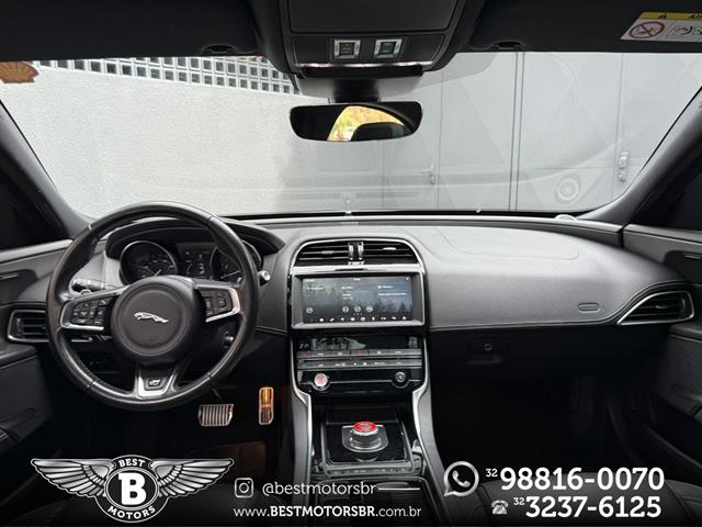 JAGUAR XE 2.0 TURBOCHARGED R-SPORT AUT. 2019