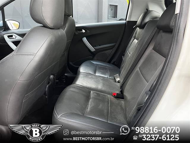 PEUGEOT 208 ACTIVE PACK 1.6 FLEX 16V 5P AUT. 2015