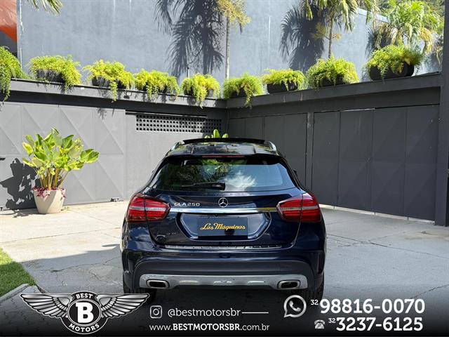 MERCEDES-BENZ GLA 250 SPORT 2.0 TB 16V 4X2  211CV AUT. 2018