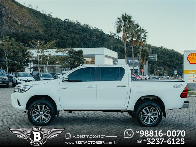 TOYOTA HILUX CD SRX 4X4 2.8 TDI 16V DIESEL AUT. 2017