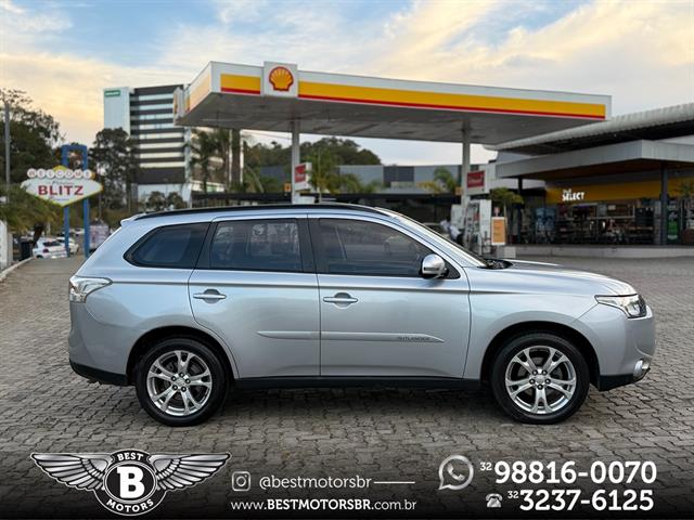 MITSUBISHI OUTLANDER 2.0 16V 160CV AUT. 2014