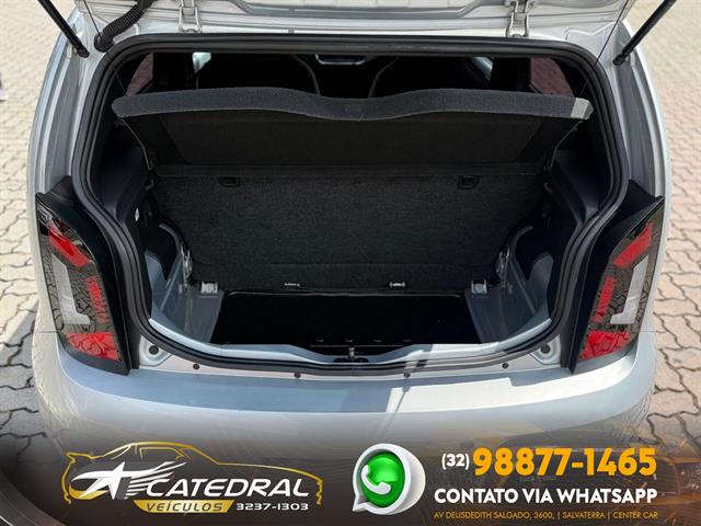 VOLKSWAGEN UP! MOVE 1.0 TSI TOTAL FLEX 12V 5P 2018