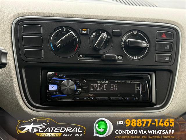 VOLKSWAGEN UP! MOVE 1.0 TOTAL FLEX 12V 5P 2015