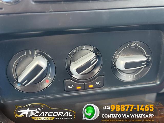 VOLKSWAGEN FOX 1.6 MI TOTAL FLEX 8V 5P 2013
