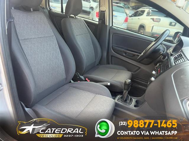 VOLKSWAGEN FOX 1.6 MI TOTAL FLEX 8V 5P 2013