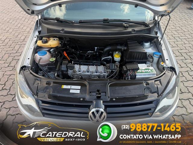 VOLKSWAGEN FOX 1.6 MI TOTAL FLEX 8V 5P 2013