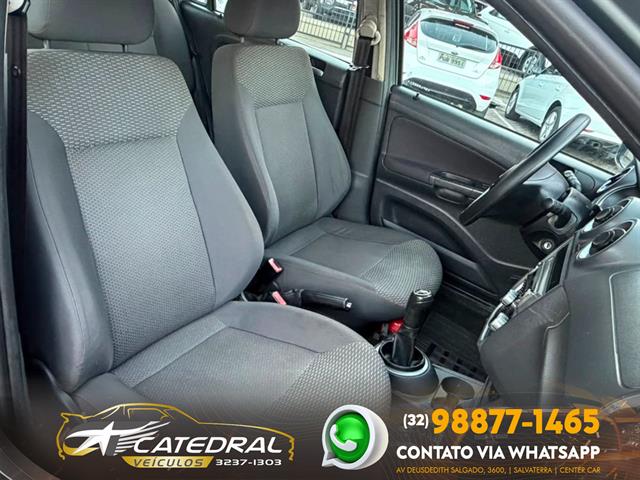 VOLKSWAGEN GOL (NOVO) 1.0 MI TOTAL FLEX 8V 4P 2011