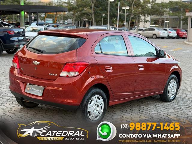 CHEVROLET ONIX HATCH LT 1.0 8V FLEXPOWER 5P MEC. 2013