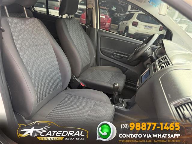 VOLKSWAGEN FOX TRENDLINE 1.0 FLEX 8V 5P 2015