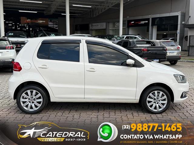 VOLKSWAGEN FOX TRENDLINE 1.0 FLEX 8V 5P 2015