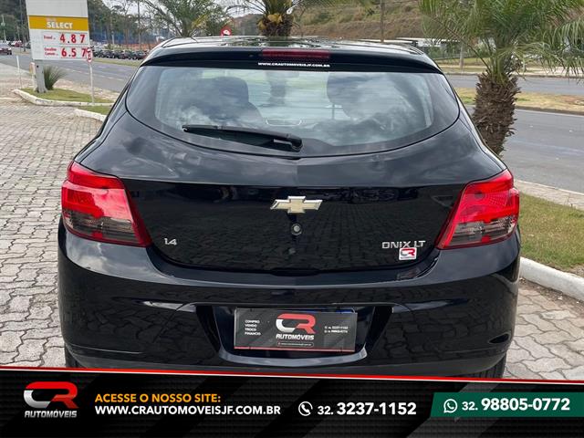 CHEVROLET ONIX HATCH LT 1.4 8V FLEXPOWER 5P MEC. 2015