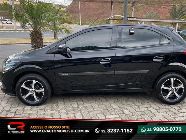 CHEVROLET ONIX HATCH LT 1.4 8V FLEXPOWER 5P MEC. 2015