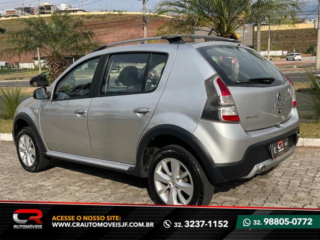 RENAULT SANDERO STEPWAY HI-FLEX 1.6 16V 5P 2013