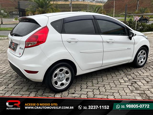 FORD FIESTA 1.5 16V FLEX MEC. 5P 2015