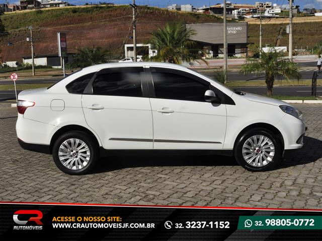FIAT GRAND SIENA ESSENCE 1.6 FLEX 16V 2015
