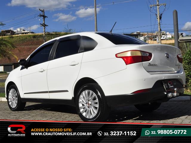 FIAT GRAND SIENA ESSENCE 1.6 FLEX 16V 2015