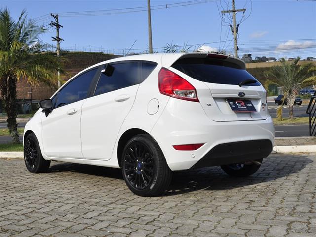 FORD FIESTA SEL 1.6 16V FLEX MEC. 5P 2017