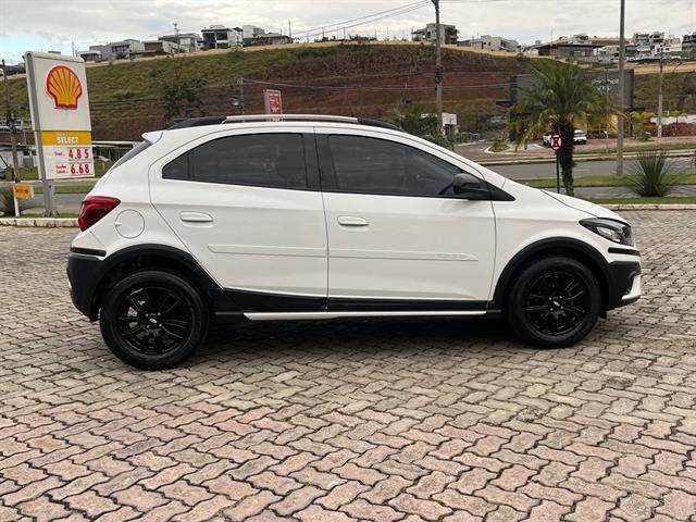 CHEVROLET ONIX HATCH ACTIV 1.4 8V FLEX 5P AUT. 2019