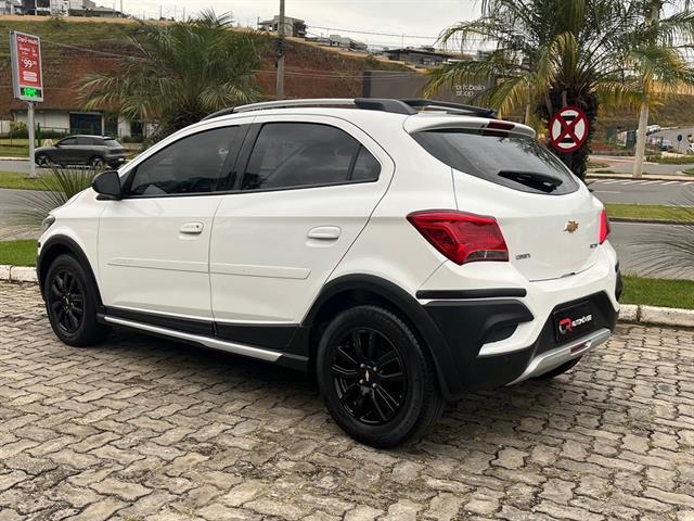 CHEVROLET ONIX HATCH ACTIV 1.4 8V FLEX 5P AUT. 2019