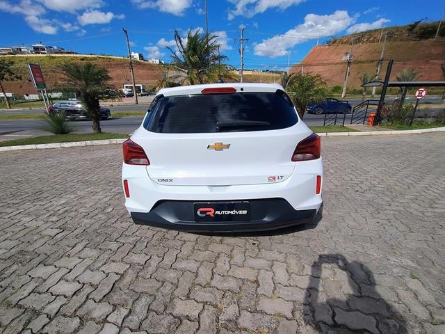 CHEVROLET ONIX HATCH LT 1.0 12V FLEX 5P MEC. 2024