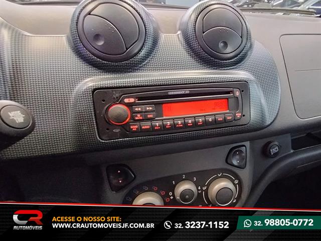 FIAT UNO SPORTING 1.4 EVO FIRE FLEX 8V 4P 2013