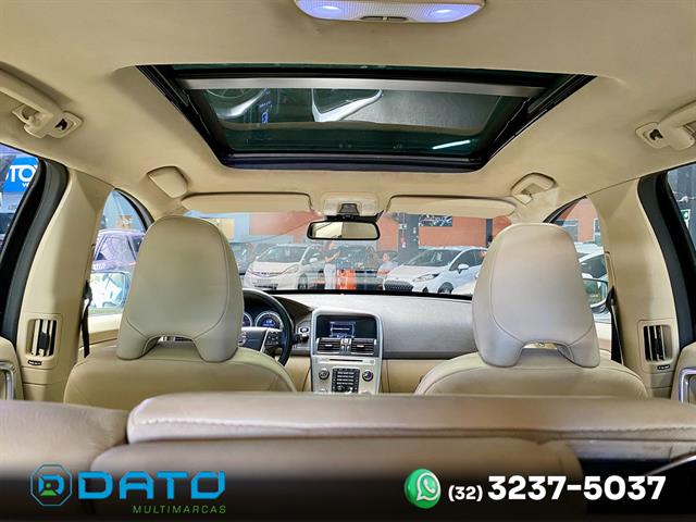 VOLVO XC 60 2.0 T5  5P 2012