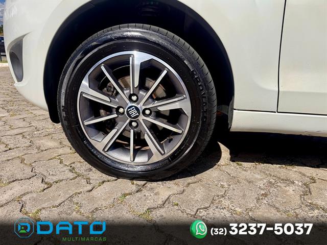 FIAT PALIO ESSENCE 1.6 FLEX 16V 5P 2013