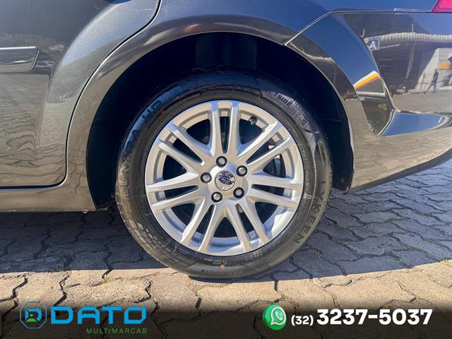 FORD FOCUS SED. TI./TI.PLUS 2.0 16V FLEX  AUT 2013