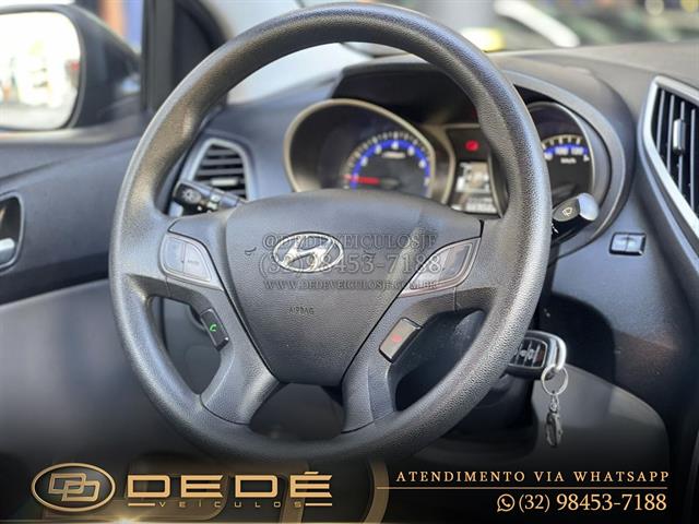 HYUNDAI HB20S C.STYLE/C.PLUS1.6 FLEX 16V AUT. 4P 2017