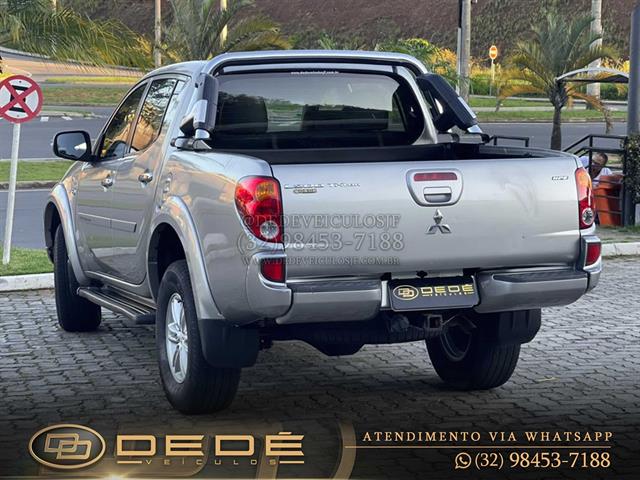 MITSUBISHI L200 TRITON HPE 3.5 CD V6 24V FLEX AUT. 2015