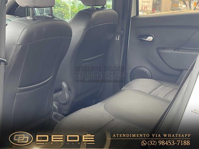 RENAULT SANDERO INTENSE FLEX 1.6 16V 5P AUT. 2020