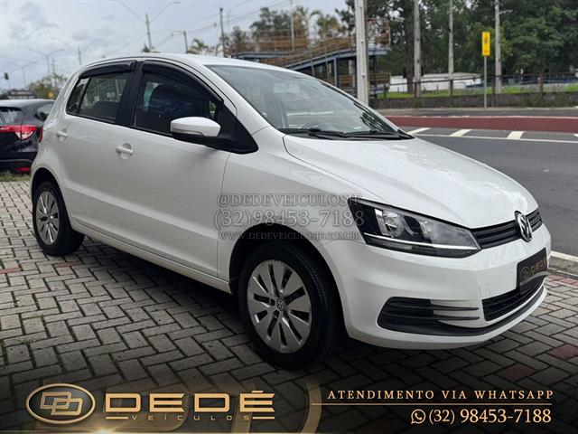 VOLKSWAGEN FOX TRENDLINE 1.0 FLEX 8V 5P 2015
