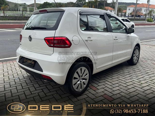 VOLKSWAGEN FOX TRENDLINE 1.0 FLEX 8V 5P 2015