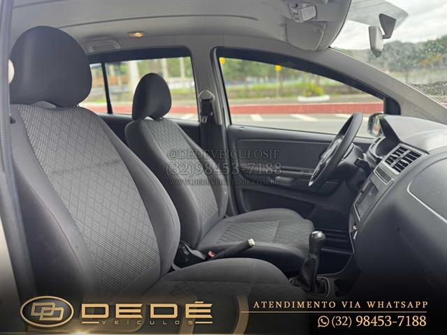 VOLKSWAGEN FOX TRENDLINE 1.0 FLEX 8V 5P 2015