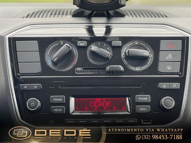 VOLKSWAGEN up! MOVE 1.0 TSI TOTAL FLEX 12V 5P 2018