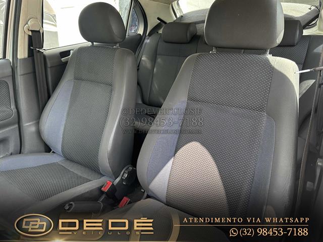 VOLKSWAGEN GOL (NOVO) 1.0 MI TOTAL FLEX 8V 4P 2015