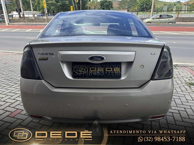 FORD Fiesta SED. 1.6 8V FLEX 4P 2012