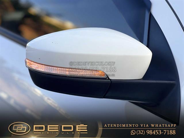 VOLKSWAGEN Saveiro TRENDLINE 1.6 T.FLEX 8V 2021