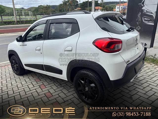 RENAULT KWID OUTSIDER 1.0 FLEX 12V 5P MEC. 2022