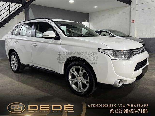 MITSUBISHI OUTLANDER 2.0 16V 160CV AUT. 2015