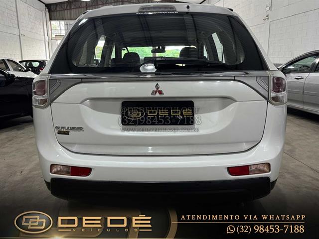 MITSUBISHI OUTLANDER 2.0 16V 160CV AUT. 2015
