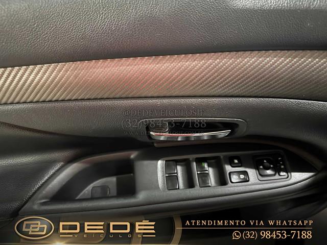 MITSUBISHI OUTLANDER 2.0 16V 160CV AUT. 2015