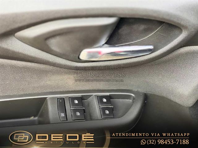 CHEVROLET ONIX HATCH LTZ 1.4 8V FLEXPOWER 5P MEC. 2017