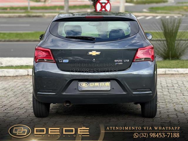 CHEVROLET ONIX HATCH LTZ 1.4 8V FLEXPOWER 5P MEC. 2017